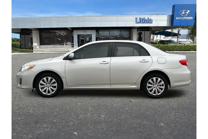 $7899 : Toyota Corolla 2012 LE 4dr S image 6