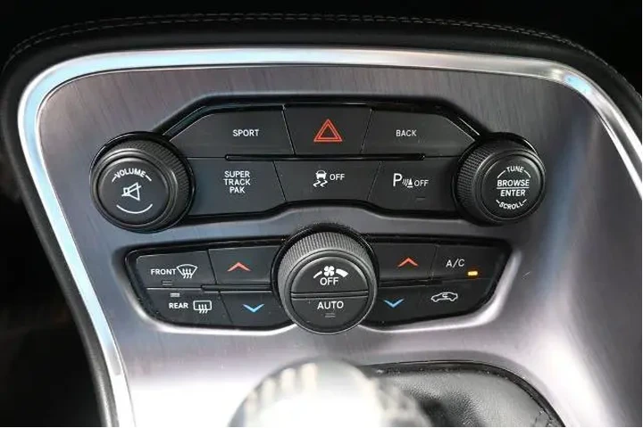 $23998 : Dodge Challenger 2015 R/T 2d image 9