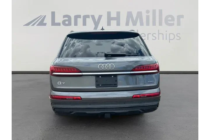 Audi Q7 2020 AWD quattro Pre image 4