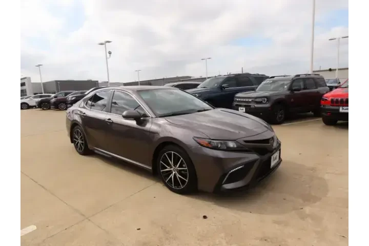 $21911 : Toyota Camry 2022 SE 4dr Sed image 6