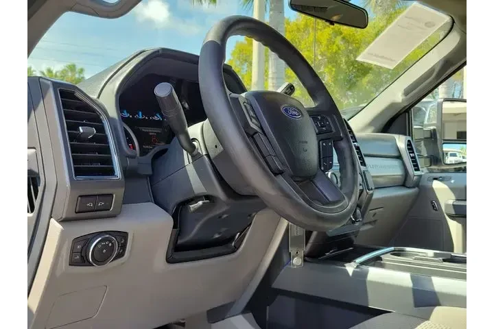 $37990 : Ford F-250 Super Duty 2022 4 image 10