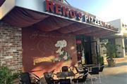 RENO'S PIZZA - COCINERO en Los Angeles