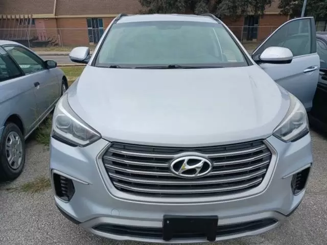 $11800 : 2017 Santa Fe SE image 1