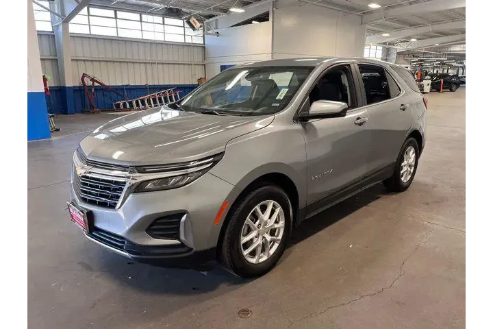 $18987 : Chevrolet Equinox 2024 LT 4d image 6