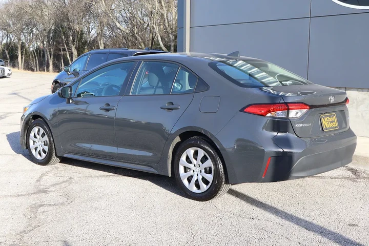 $20988 : 2025 Corolla LE CVT image 6