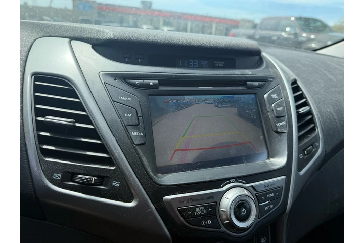 $7990 : 2016 Elantra Limited image 5