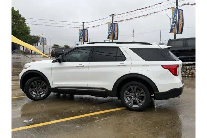 $32589 : Ford Explorer 2024 XLT 4dr S image 10