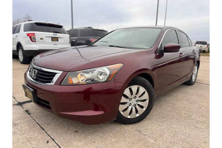 $8999 : 2010 Accord LX sedan AT image 2