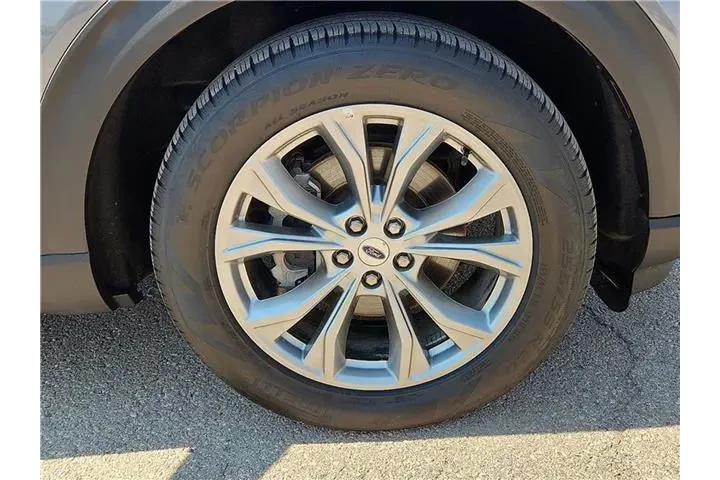 $31995 : Ford Explorer 2023 Limited 4 image 7