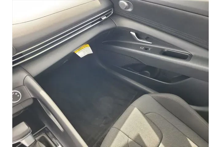 $20987 : Hyundai ELANTRA 2025 SE 4dr image 9