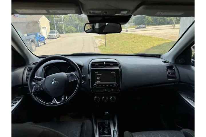 $7999 : 2021 Outlander Sport SE image 10