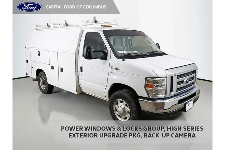 $19745 : Ford E-Series 2017 E-350 SD image 1
