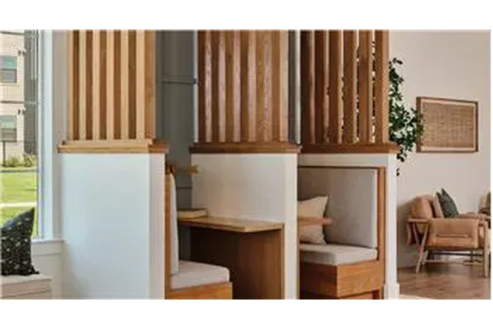 $2541 : Rental property with 3 bedro image 10