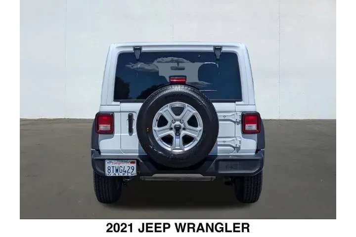 $33995 : Jeep Wrangler Unlimited 2021 image 4