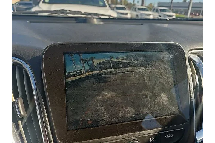 $9999 : Chevrolet Malibu 2018 LT 4dr image 4