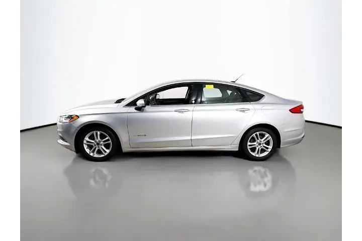 $17900 : Ford Fusion Hybrid 2018 S 4d image 4