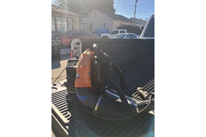 J&L THE BROTHERS LANSCAPING image 1