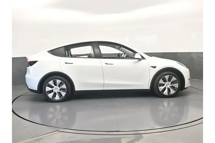 $33000 : Tesla Model Y 2021 AWD Long image 7