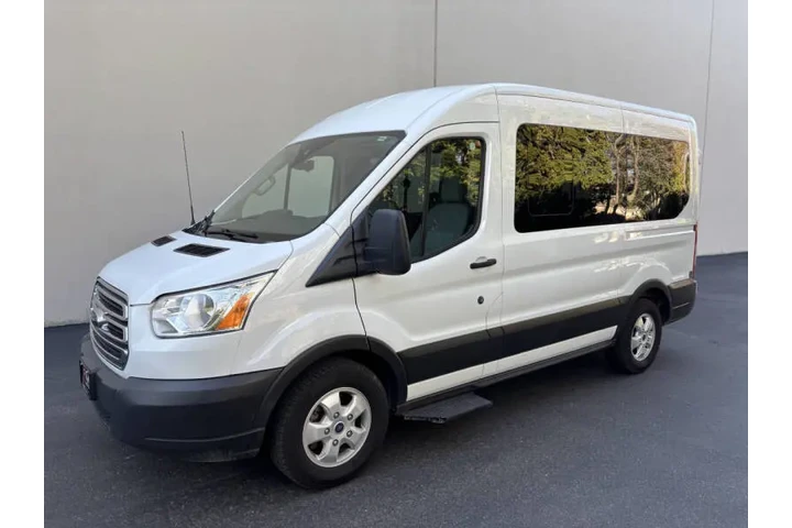 $28999 : 2019 Transit 150 XLT image 3
