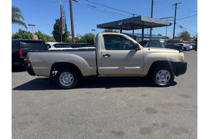 $12998 : 2006 Tacoma image 9