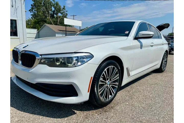 $23995 : 2019 BMW 5-Series 530i image 3