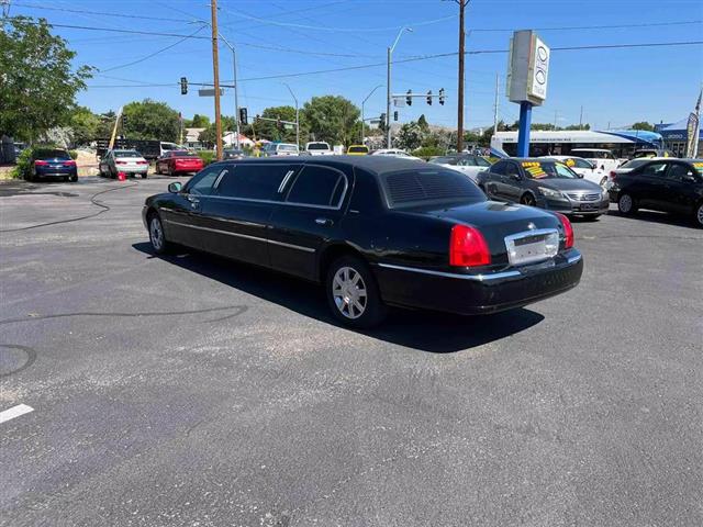 $7999 : 2007 LINCOLN TOWN CAR image 6