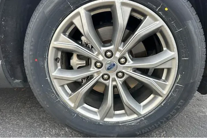 $33995 : Ford Explorer 2022 AWD Limit image 7