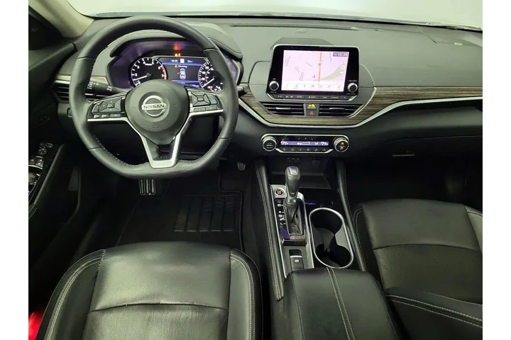 $22998 : Nissan Altima 2020 2.0 Plati image 9