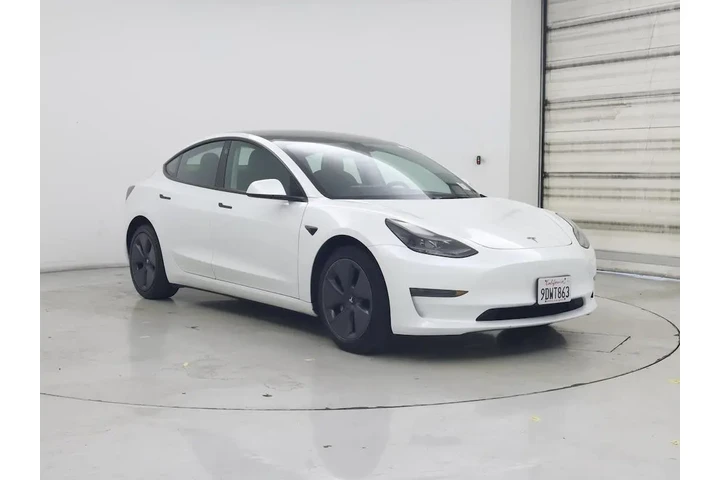 $27998 : Tesla Model 3 2023 4dr Sedan image 1
