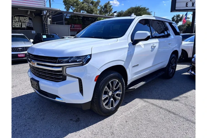 2021 Tahoe 2WD LT image 1