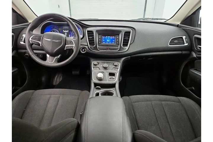 $12599 : Chrysler 200 2016 Limited 4d image 9