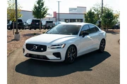 2022 S60 Recharge Plug-In Hyb en Santa Fe