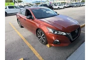 $6990 : Nissan Altima 2019 2.5 SR 4d thumbnail