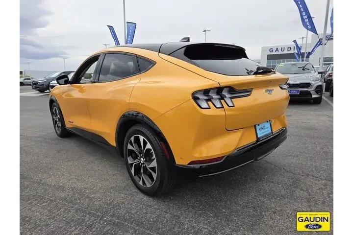 $32900 : Ford Mustang Mach-E 2023 Pre image 5