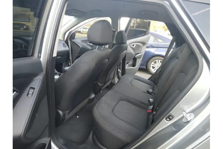 $7950 : 2013 Tucson GL image 8