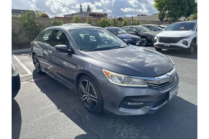 $13995 : Honda Accord 2016 Sport 4dr image 4