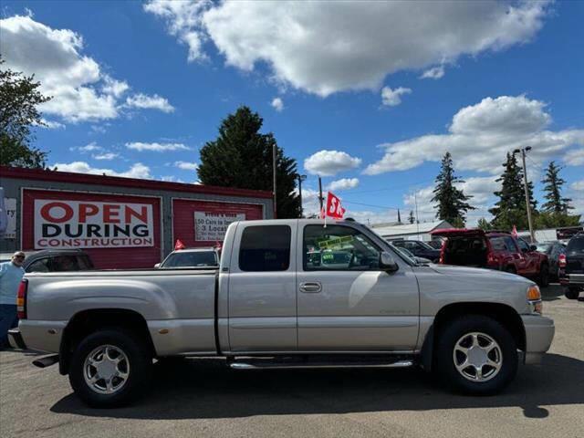 $12995 : 2004 GMC Sierra 1500 Denali image 3