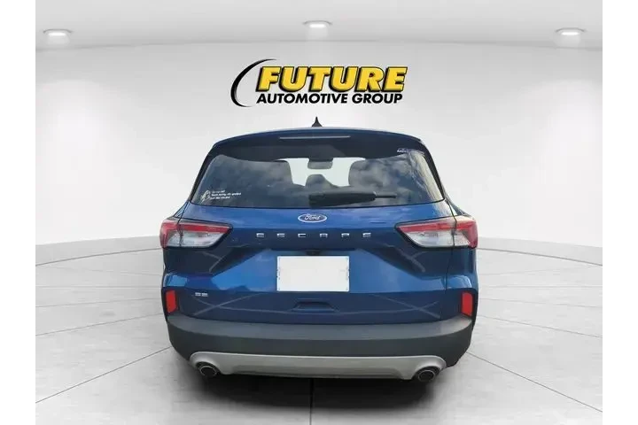 $18997 : Ford Escape 2022 SE 4dr SUV image 4