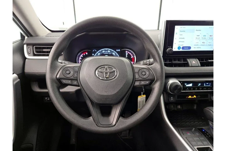 $29998 : Toyota RAV4 2025 AWD LE 4dr image 10