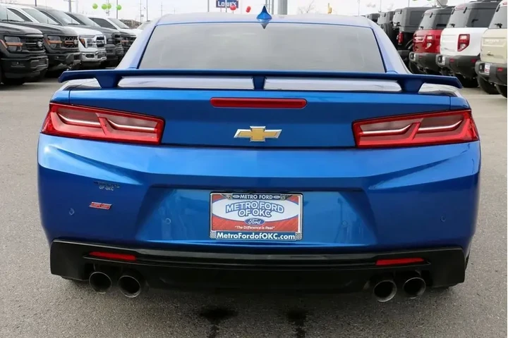 $33000 : Chevrolet Camaro 2017 SS 2dr image 6