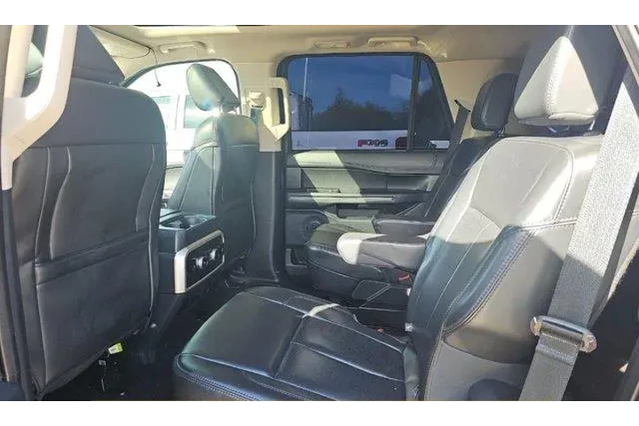 $21991 : Ford Expedition 2022 4x2 XLT image 9