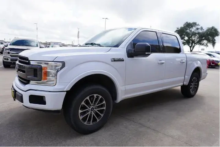 $16988 : Ford F-150 2018 4x2 Lariat 4 image 3