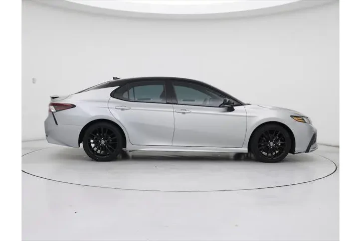 $31998 : Toyota Camry Hybrid 2023 XSE image 7