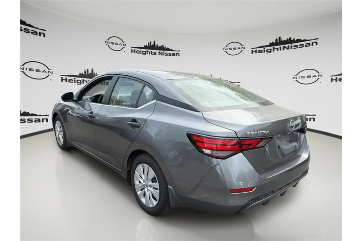 $19977 : Nissan Sentra 2025 S 4dr Sed image 3