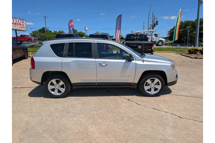 $7995 : 2012 Compass image 4