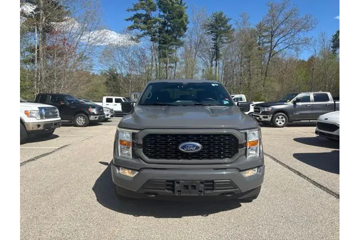 $32732 : Ford F-150 2021 4x4 XLT 4dr image 2