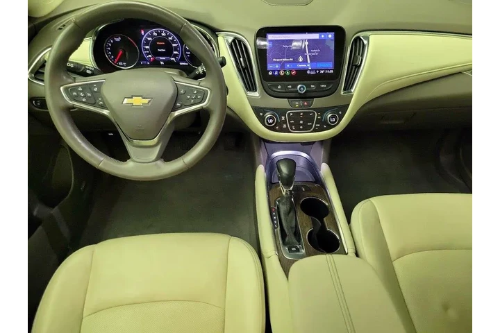 $20998 : Chevrolet Malibu 2024 LT 4dr image 9