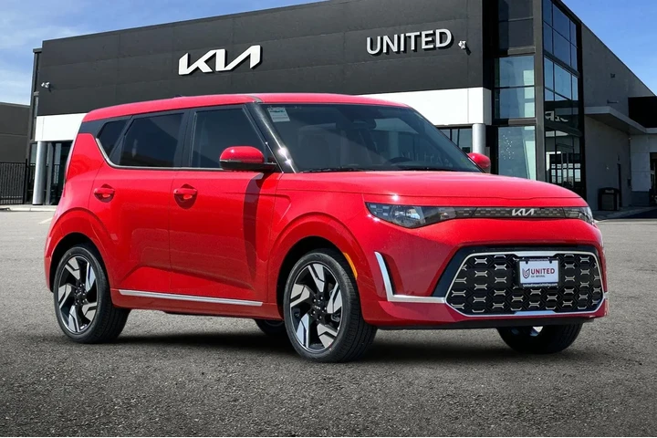 $25735 : New 2025 Soul GT-Line image 1