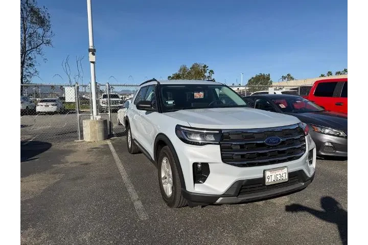 $38000 : Ford Explorer 2025 Active 4d image 2