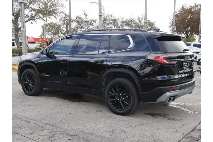 $34490 : GMC Acadia 2024 Elevation 4d image 10